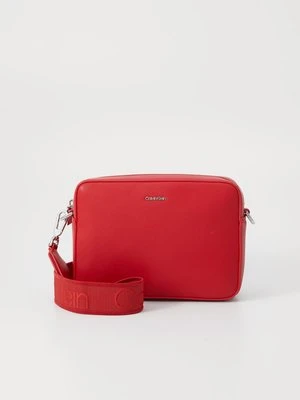 Torba na ramię Calvin Klein
