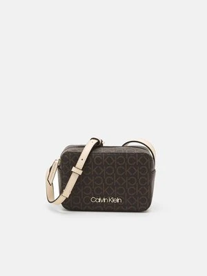 Torba na ramię Calvin Klein