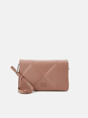 Torba na ramię Calvin Klein