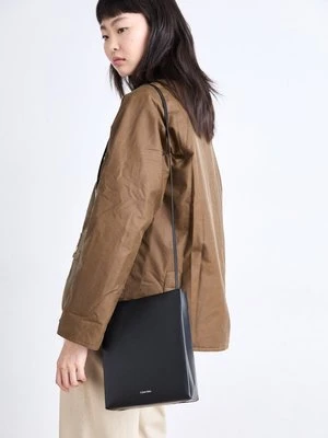 Torba na ramię Calvin Klein