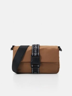 Torba na ramię EA7 Emporio Armani