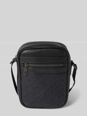 Torba na ramię o fakturowanej powierzchni Tommy Hilfiger