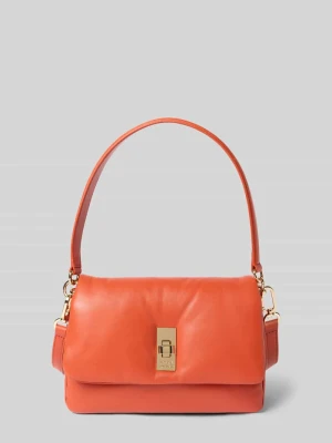 Torba na ramię ze skóry owczej nappa Tommy Hilfiger