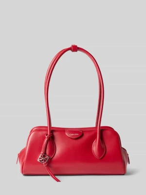 Torba z rączką z wytłaczanym logo model 'EMBLEM TRIO SHOULDER BAG' Calvin Klein Czerwony