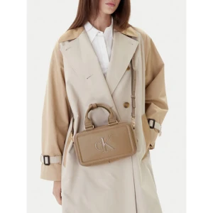 Torebka Calvin Klein Bold Ck Elongated Mini Tote LV04F3411G Beżowy