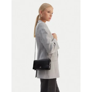 Torebka Calvin Klein Ck Metallic Wallet On Chain LV04F3320G Czarny