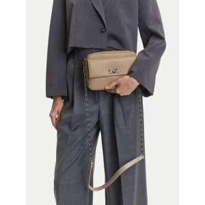 Torebka Calvin Klein Ck Pocket Camera Bag K60K613089 Brązowy