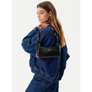 Torebka Calvin Klein Ck Small Shoulder Bag LV04F3170G Czarny