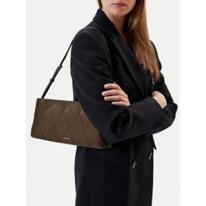 Torebka Calvin Klein Ck Woven Elongated Shoulder Bag K60K612992 Brązowy
