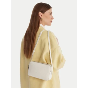 Torebka Calvin Klein Emblem Aop Elongated Camera Bag LV04F3268G Écru