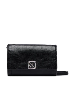 Torebka Calvin Klein Emblem Wallet On Strap LV04F1218G Czarny