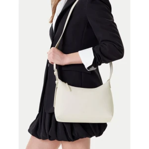 Torebka Calvin Klein Hardware Strap Medium Crossbody K60K613028 Biały