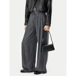 Torebka Calvin Klein Jeans Belted Small Shoulder Bag LV04K3110G Czarny