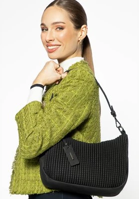 Torebka damska bagietka w geometryczny wzór czarna Wittchen