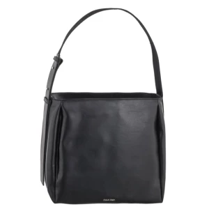 Zdjęcie produktu Torebka Gracie Bucket Bag Black K60K611667 BEH (CK473-a) Calvin Klein
