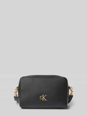 Torebka na długim pasku z detalem z logo CK Calvin Klein