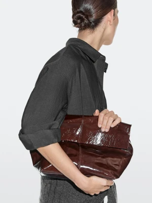 Torebka Z Klapą Ze Skóry Nappa Z Efektem Spękania - Popielaty Brąz - - Massimo Dutti - Kobieta