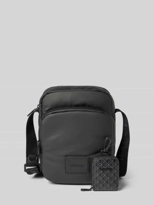 Torebka z regulowanym paskiem na ramię i naszywką z logo CK Calvin Klein