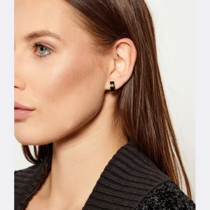 TORY BURCH Kolczyki Kira