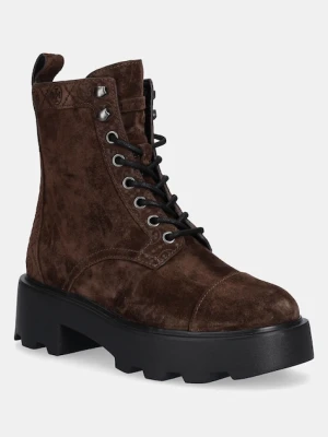 Tory Burch workery zamszowe T Monogram Lug Ankle Boot damskie kolor brązowy na platformie 178110.200