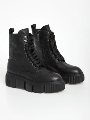 Trapery damskie skórzane CESARE CASADEI