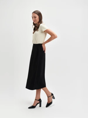 Trapezowa czarna spódnica Top Secret