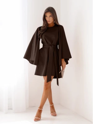 Trapezowa sukienka z szerokimi rękawami ENJA - czekoladowa  magmac 