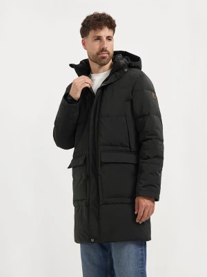 TRAVELIN' Płaszcz pikowany "Ladan" w kolorze czarnym rozmiar: onesize