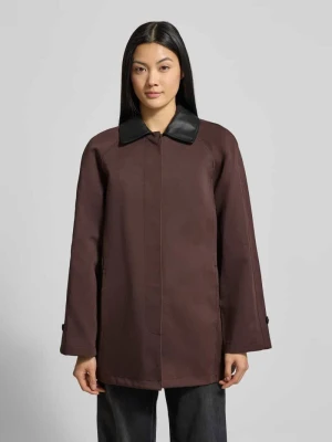 Trencz z wykładanym kołnierzem i krytą listwą guzikową Staud