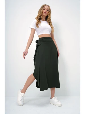 Trend Alacati Spódnica w kolorze khaki rozmiar: onesize