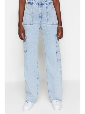 trendyol Dżinsy - Comfort fit - w kolorze błękitnym rozmiar: 36