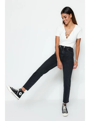 trendyol Dżinsy - Slim fit - w kolorze czarnym rozmiar: 32