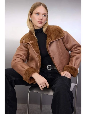 trendyol Kurtka przejściowa w kolorze jasnobrązowym rozmiar: M