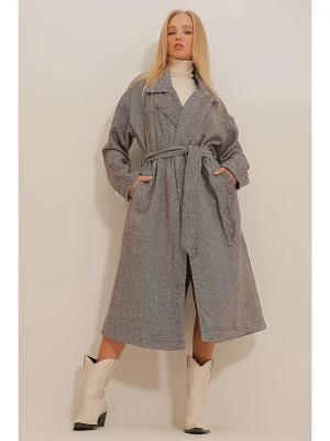 Zdjęcie produktu trendyol Płaszcz przejściowy w kolorze szarym rozmiar: S