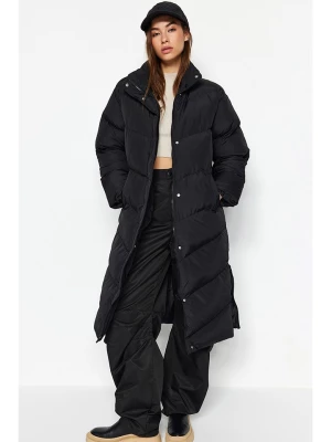 trendyol Płaszcz zimowy w kolorze czarnym rozmiar: L