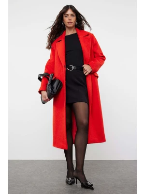 trendyol Płaszcz zimowy w kolorze czerwonym rozmiar: 40