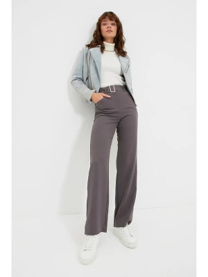trendyol Spodnie w kolorze szarym rozmiar: 42