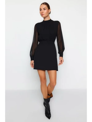 trendyol Sukienka w kolorze czarnym rozmiar: 38