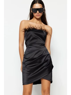 trendyol Sukienka w kolorze czarnym rozmiar: 34