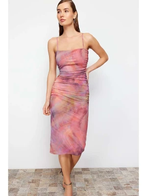 trendyol Sukienka w kolorze jasnoróżowym rozmiar: 38