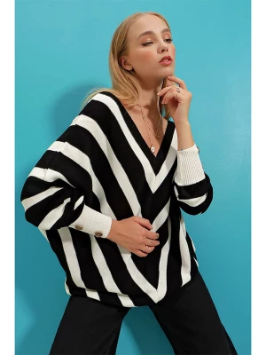 trendyol Sweter w kolorze czarnym rozmiar: onesize