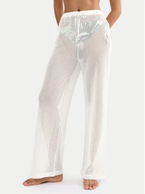 Triumph Spodnie plażowe Beach MyWear Crochet 10226465 Biały Relaxed Fit