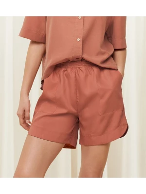 Triumph Szorty w kolorze jasnobrązowym rozmiar: 38