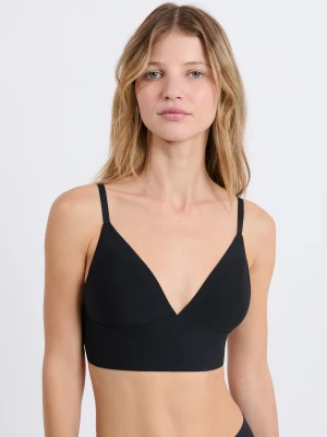 Trójkątny biustonosz bez fiszbin z odkrytymi plecami Etam