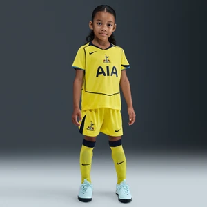 Trzyczęściowy strój piłkarski dla małych dzieci Nike Dri-FIT Total 90 Tottenham Hotspur Stadium 2025/26 (wersja trzecia) - Żółty
