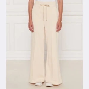 TWINSET Spodnie | flare fit