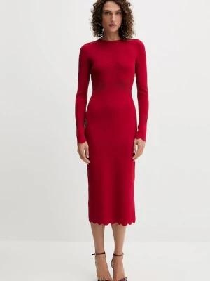 Twinset sukienka kolor czerwony midi prosta 252TP3040