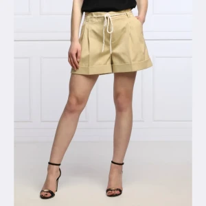 TWINSET Szorty | Relaxed fit | z dodatkiem lnu