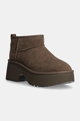 UGG botki zamszowe Classic Ultra Mini New Heights damskie kolor brązowy na słupku ocieplone 1158311-HCK