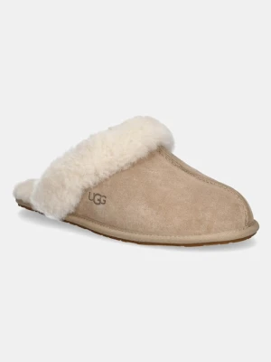 UGG kapcie zamszowe Scuffette II kolor beżowy 1106872-SAN